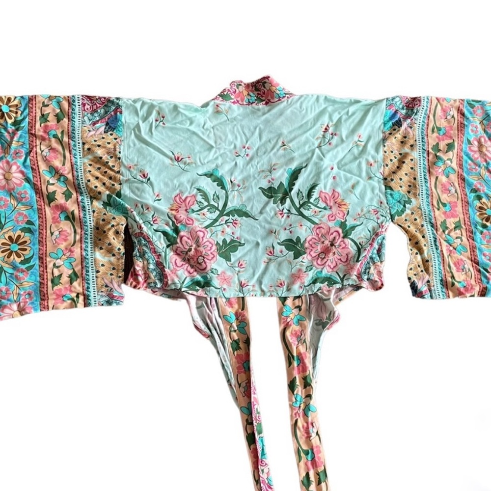 Spell Lotus Cropped Kimono Robe Top - Picture 10 of 10
